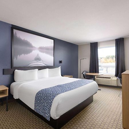 Super 8 By Wyndham St-Jerome Hotel Saint-Jerome Luaran gambar