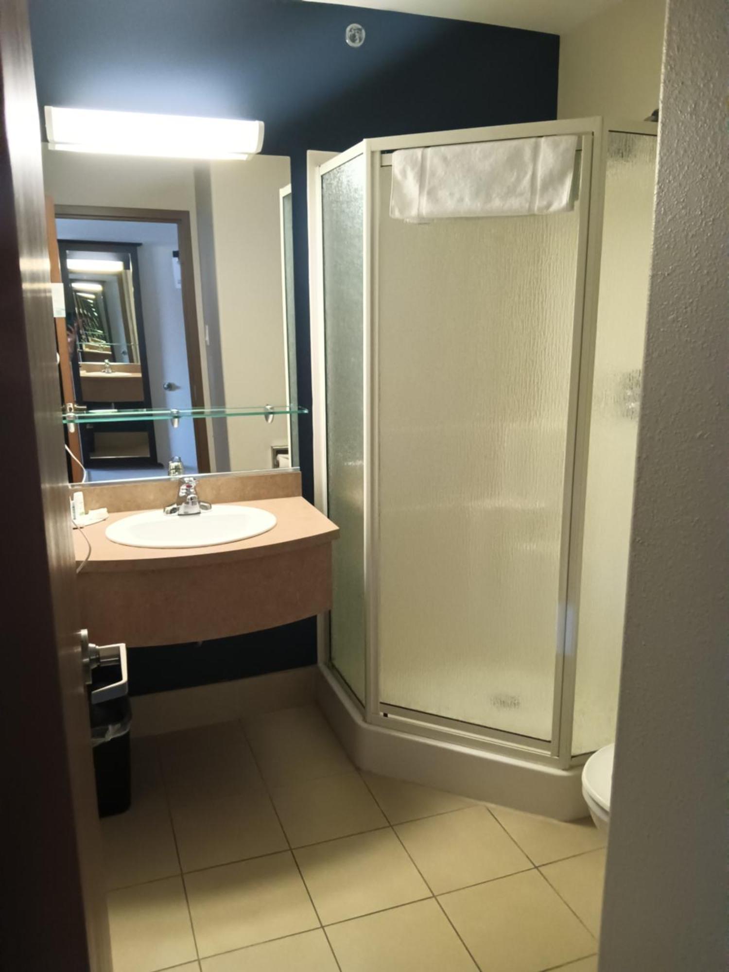 Super 8 By Wyndham St-Jerome Hotel Saint-Jerome Luaran gambar