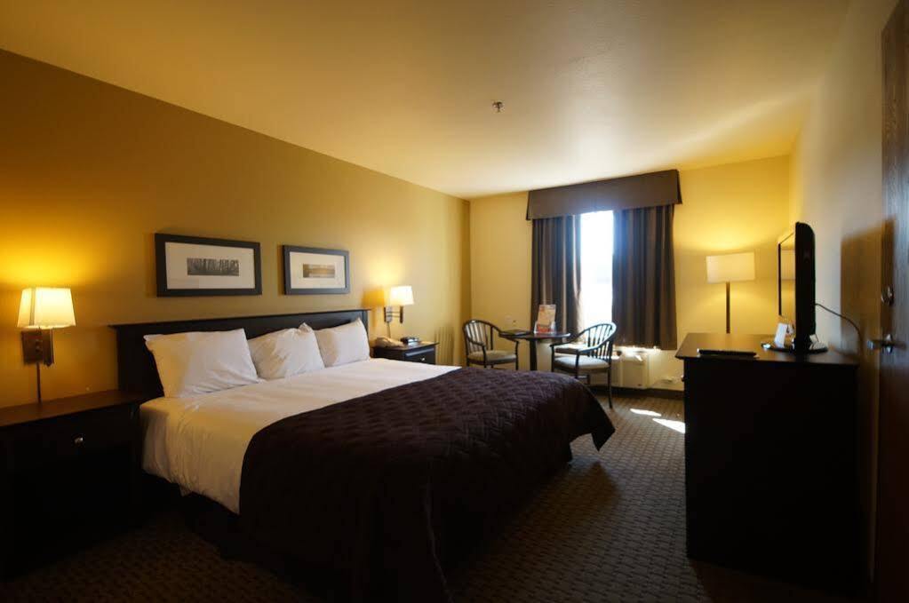 Super 8 By Wyndham St-Jerome Hotel Saint-Jerome Luaran gambar